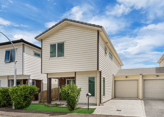  at 21 Sohum Place, Papatoetoe, Manukau City, Auckland