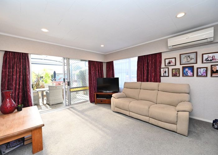  at 10 Moray Place, Tamatea, Napier