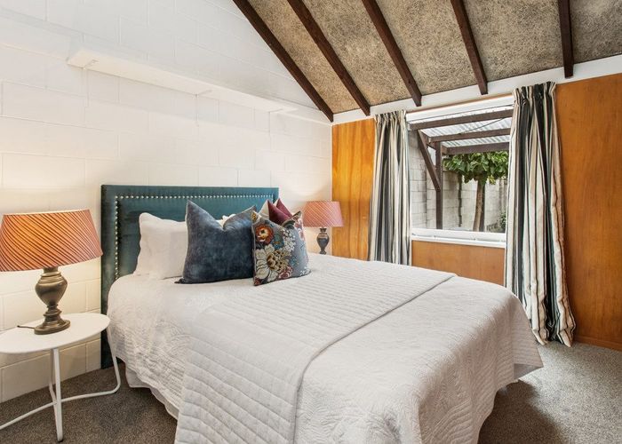  at 305B Riccarton Road, Upper Riccarton, Christchurch City, Canterbury