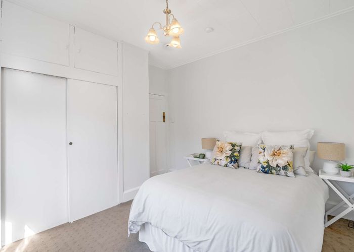  at 52 Young Street, Whanganui East, Whanganui, Manawatu / Whanganui
