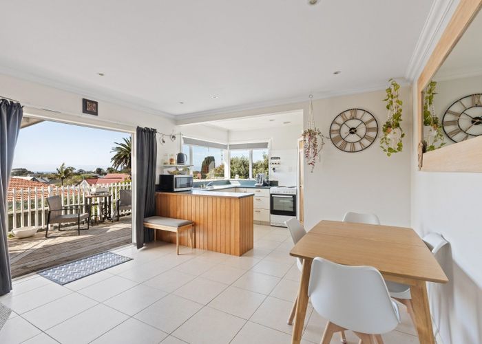  at 8 Lismore Street, Strandon, New Plymouth, Taranaki