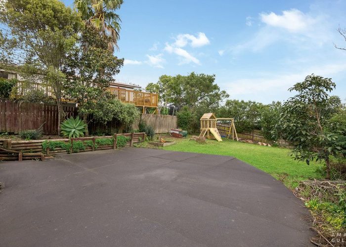  at 1-2/40,40A &42 Savoy Road, Glen Eden, Waitakere City, Auckland