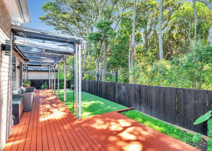  at 114B Everglade Drive, Totara Heights, Auckland