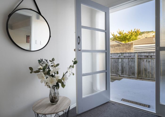  at 7C Mclellan Street, Tawa, Wellington