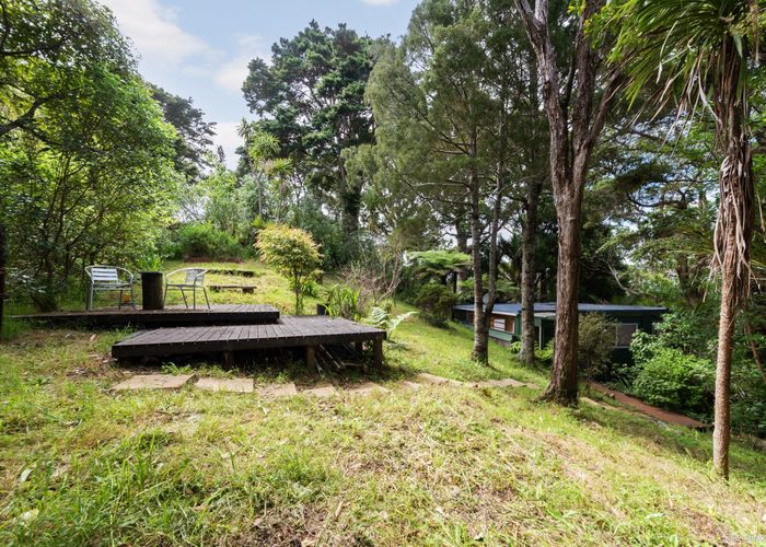  at 86 Warner Park Avenue, Laingholm, Auckland