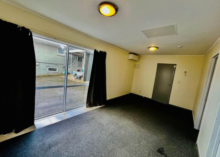  at 90b Reeves Road, Pakuranga Heights, Manukau City, Auckland