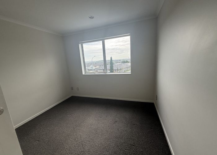  at 27 Arrowsmith Drive, Flat Bush, Manukau City, Auckland