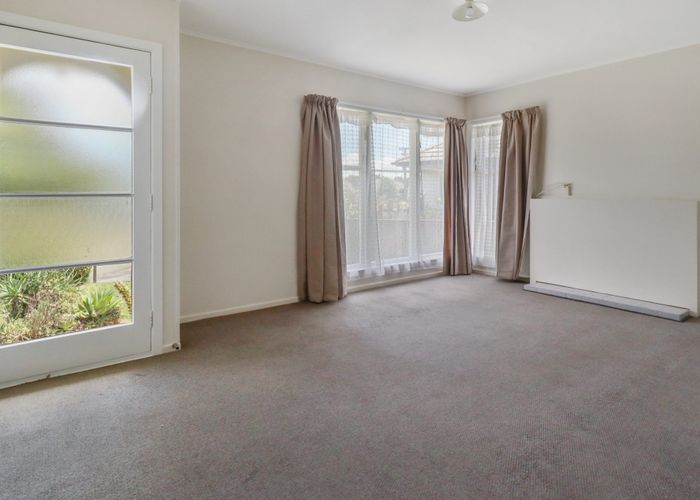  at 6 Bolton Place, Otara, Manukau City, Auckland