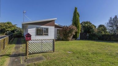  at 4 Manawa Avenue, Raumati Beach, Paraparaumu