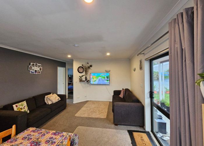  at 2/125 SOUTHAMPTON STREET, Sydenham, Christchurch City, Canterbury