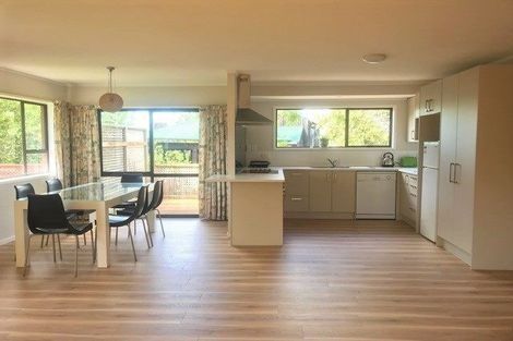  at 66 Mirrabooka Ave, Botany Downs, Manukau City, Auckland