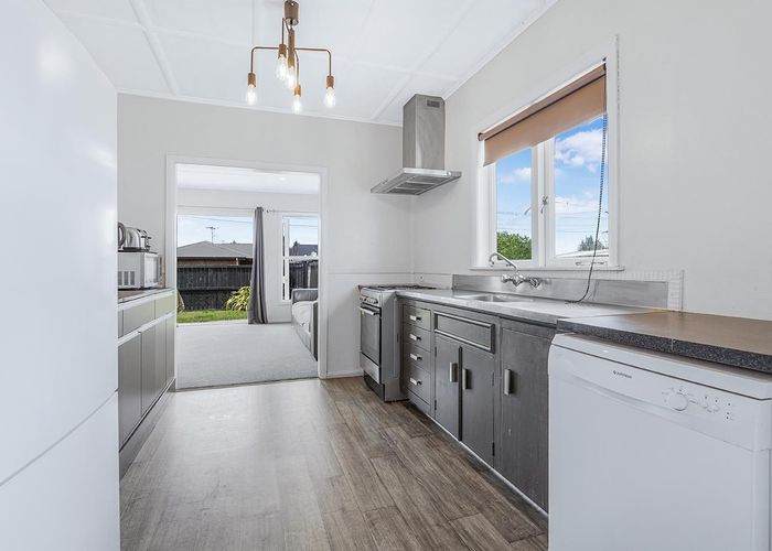 at 27 Maitland Street, Frankton, Hamilton, Waikato