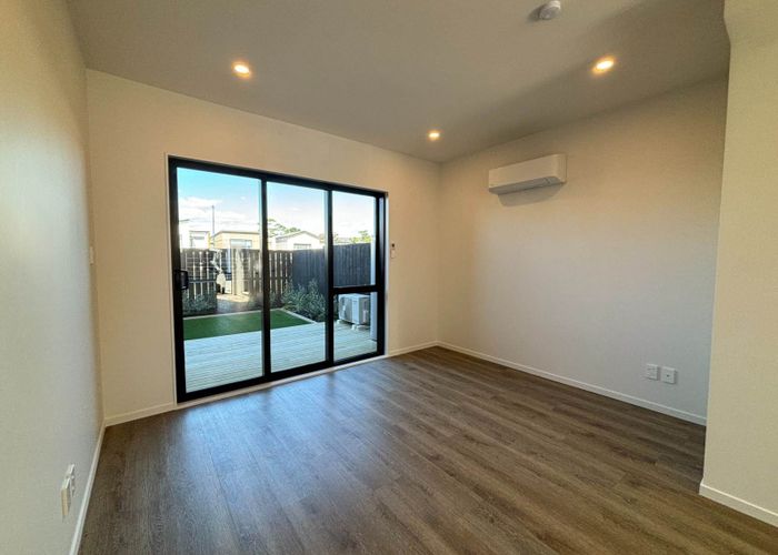  at 21 Kiato Lane, Flat Bush, Manukau City, Auckland