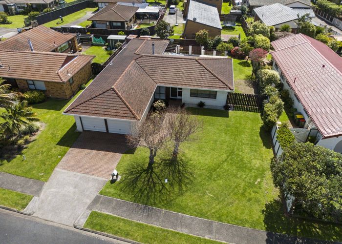  at 34 Vivian Wilson Drive, Eastern Beach, Auckland