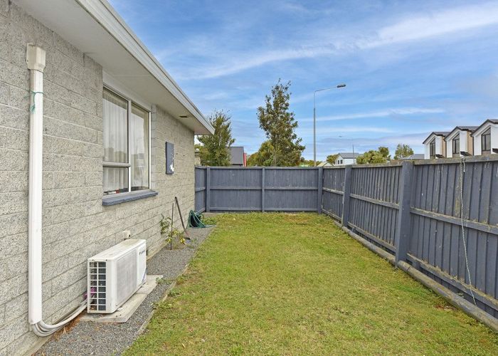  at 1/11 Rutherford Street, Woolston, Christchurch