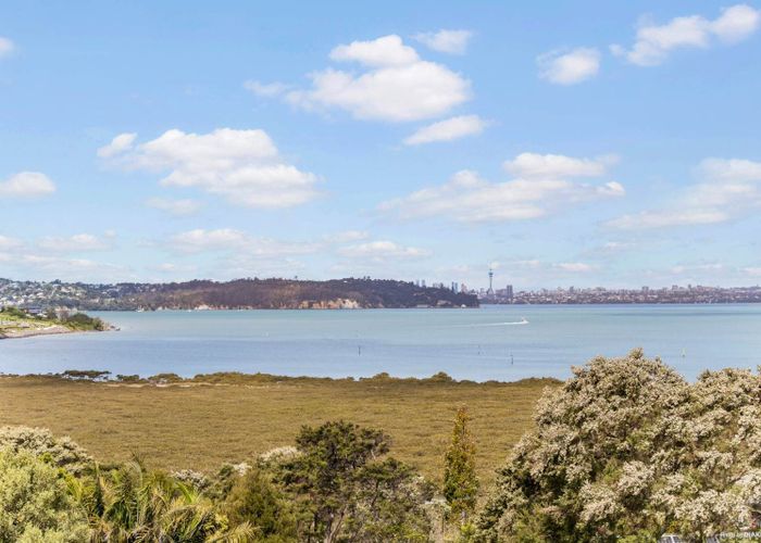  at 88 Wiseley Road, West Harbour, Waitakere City, Auckland