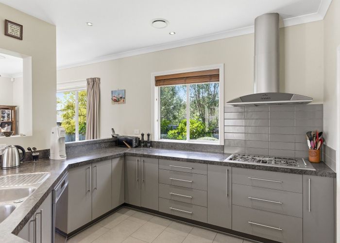  at 10 Metzenthin Close, Raumati South, Kapiti Coast, Wellington