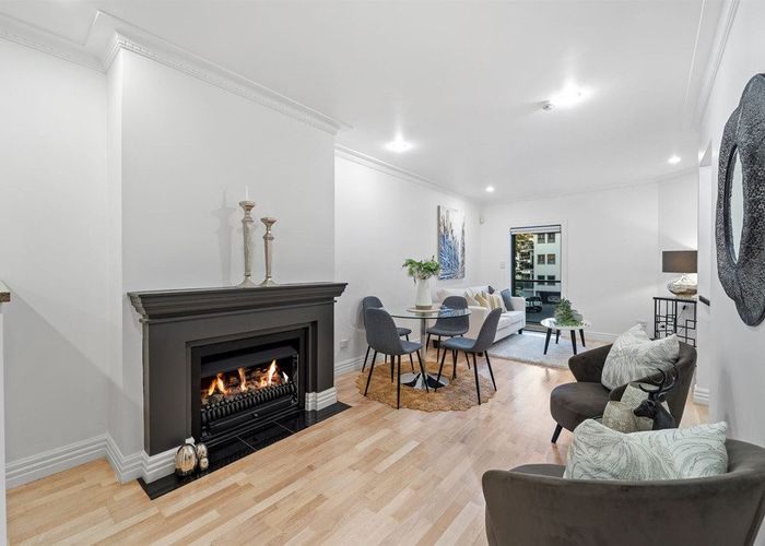  at 13/177 Hurstmere Road, Takapuna, North Shore City, Auckland