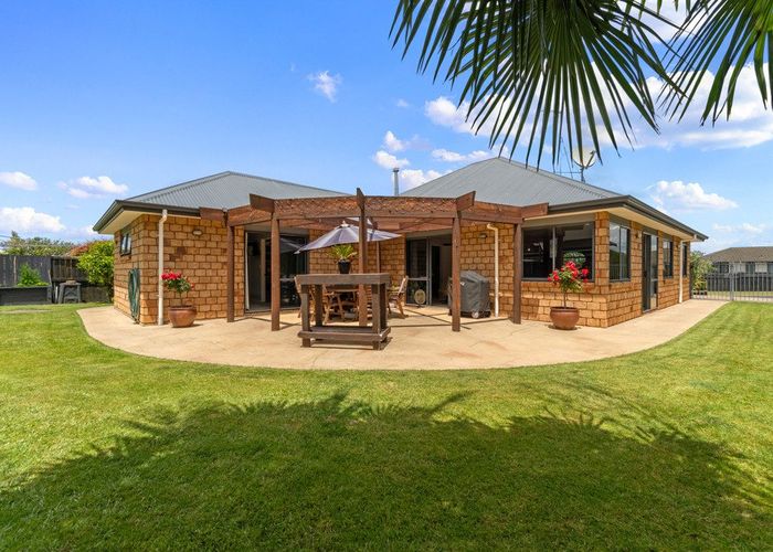  at 110 Ayrshire Drive, Grandview Heights, Hamilton, Waikato