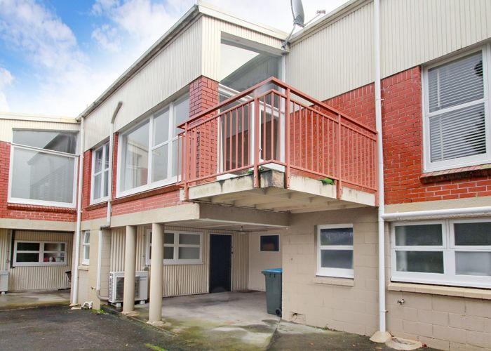  at 2/21 Felton Mathew Avenue, Saint Johns, Auckland City, Auckland