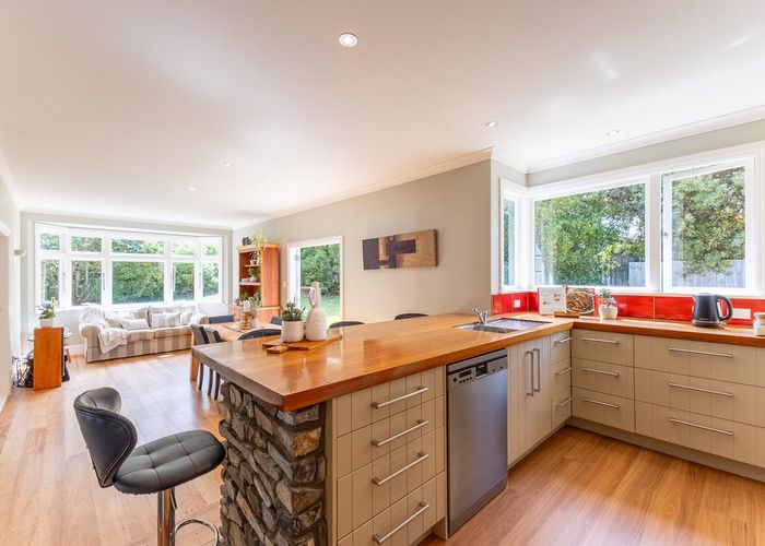  at 43A Dale Road, Raumati South, Paraparaumu