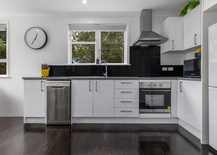  at 20 Mahinawa Street, Takapuwahia, Porirua, Wellington