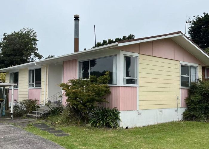  at 64 Chilcott Road, Henderson, Waitakere City, Auckland