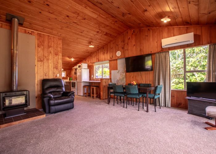  at 34 William Street, Waikanae Beach, Waikanae