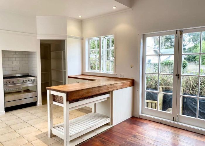  at 82 Wheturangi Road, Epsom, Auckland City, Auckland