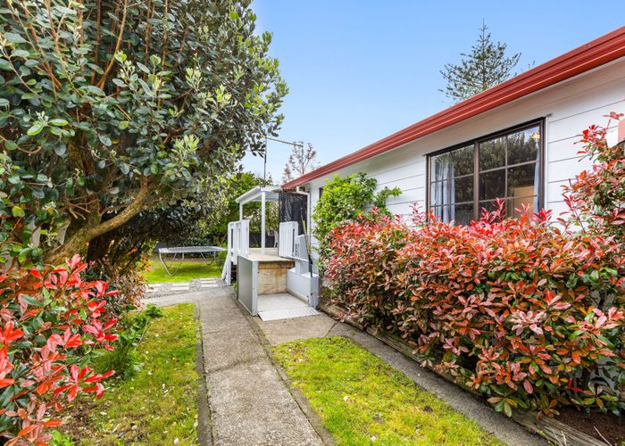  at 87A Luanda Drive, Ranui, Waitakere City, Auckland