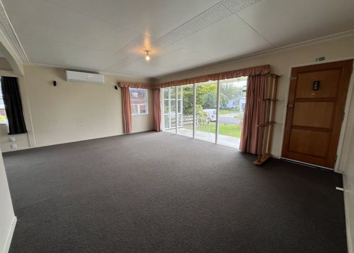  at 9 Alexander Street, Awapuni, Palmerston North, Manawatu / Whanganui