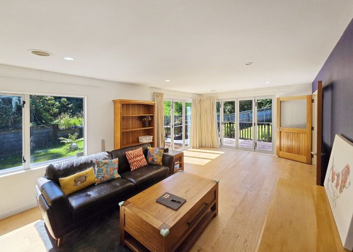  at 16 Forsyth Grove, Brooklyn, Wellington