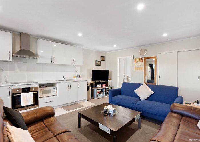  at 2/316 Ellerslie Panmure Highway, Mount Wellington, Auckland City, Auckland