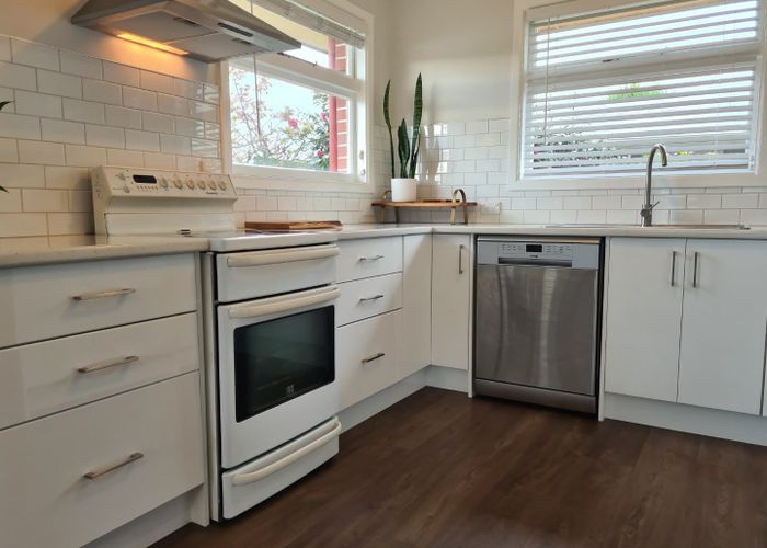  at 33 Toorak Avenue, Avonhead, Christchurch City, Canterbury