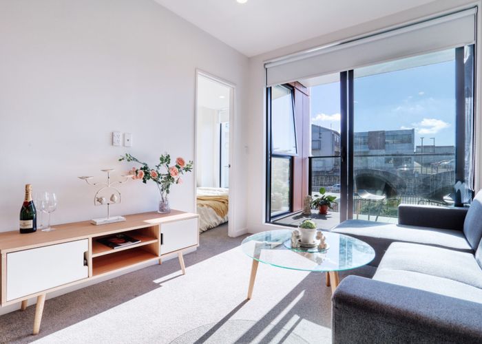  at 19 Rawene Road, Birkenhead, North Shore City, Auckland
