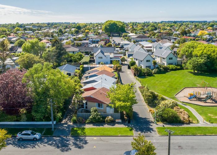  at 1/140 Champion Street, Edgeware, Christchurch