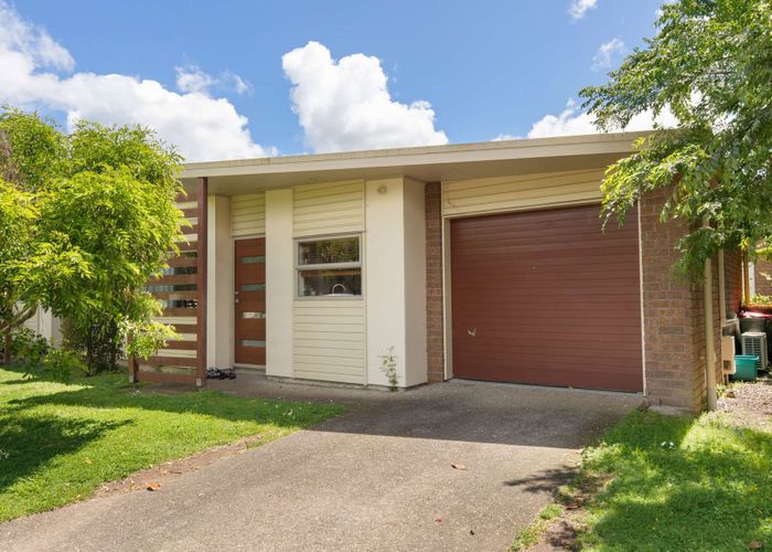  at 43/46 Peachgrove Road, Hamilton East, Hamilton
