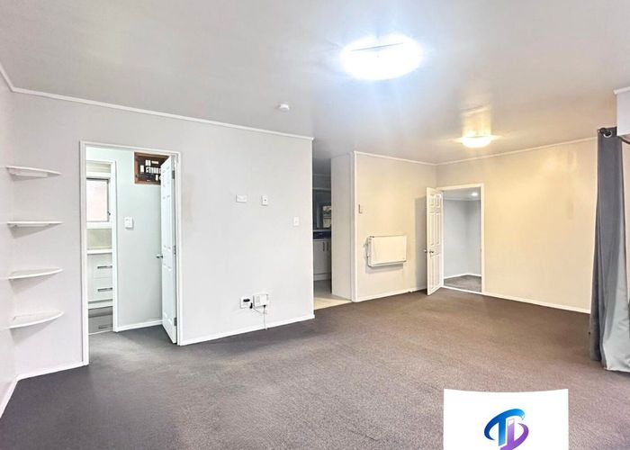  at 2/13 Lochinver Road, Papatoetoe, Manukau City, Auckland