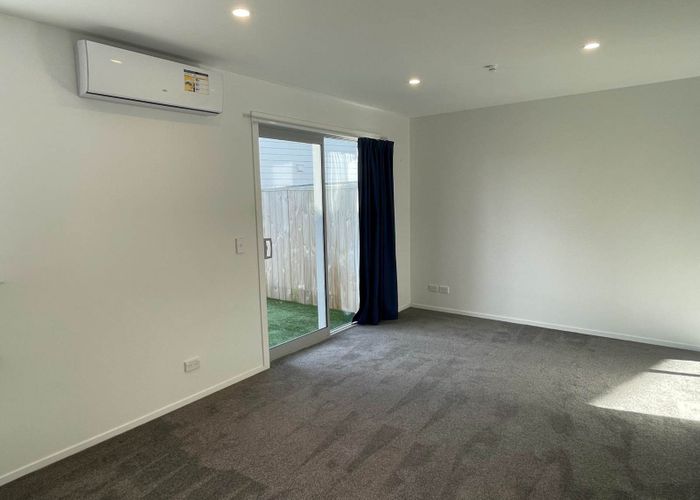  at 8/22 Denver Avenue, Sunnyvale, Waitakere City, Auckland