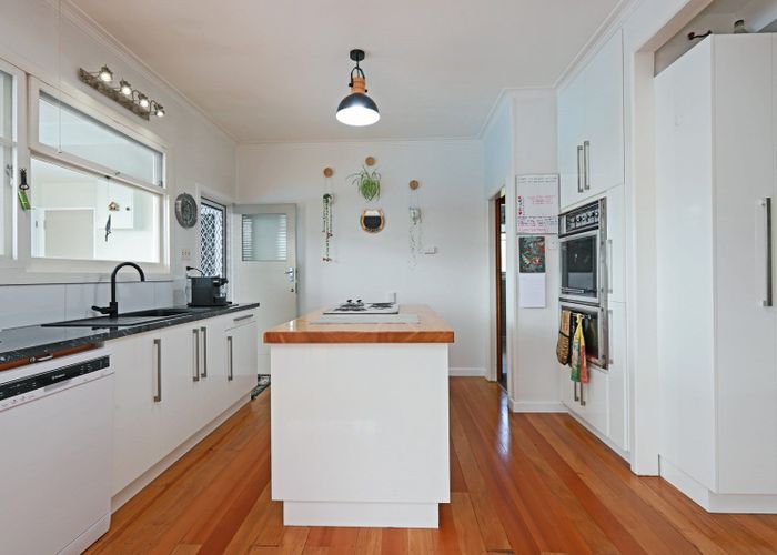  at 1252 Louie Street, Parkvale, Hastings