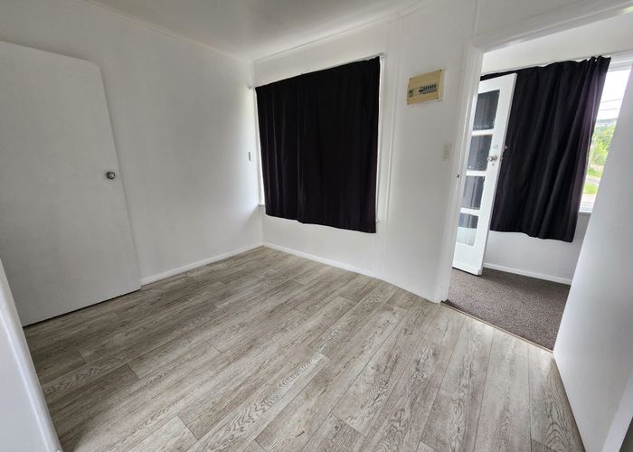  at 34D Cornwall Crescent, Cannons Creek, Porirua, Wellington