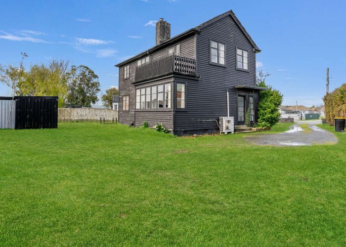  at 130 Crawford Street, Glengarry, Invercargill