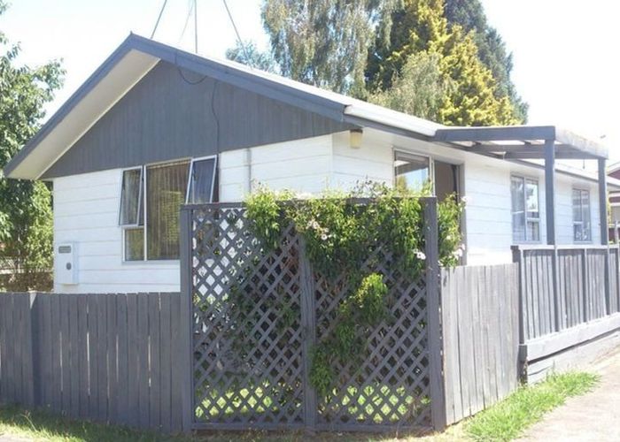  at 1  Reeves Close, Fairfield, Hamilton, Waikato