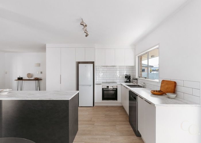 For sale 235A Range Road, Papamoa Beach, Tauranga, Bay Of Plenty