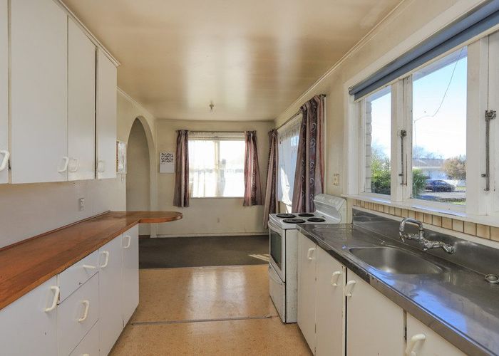  at 515 Lowe Street, Camberley, Hastings