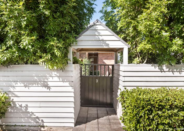  at 3 Gladwin Road, Epsom, Auckland