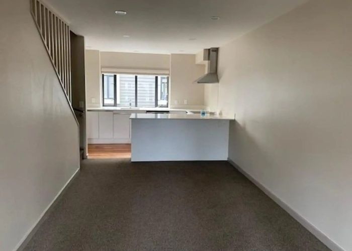  at 33 Dovedale Place, Parnell, Auckland
