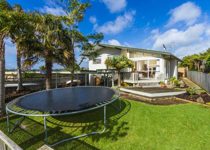  at 3 Reynolds Place, Torbay, North Shore City, Auckland