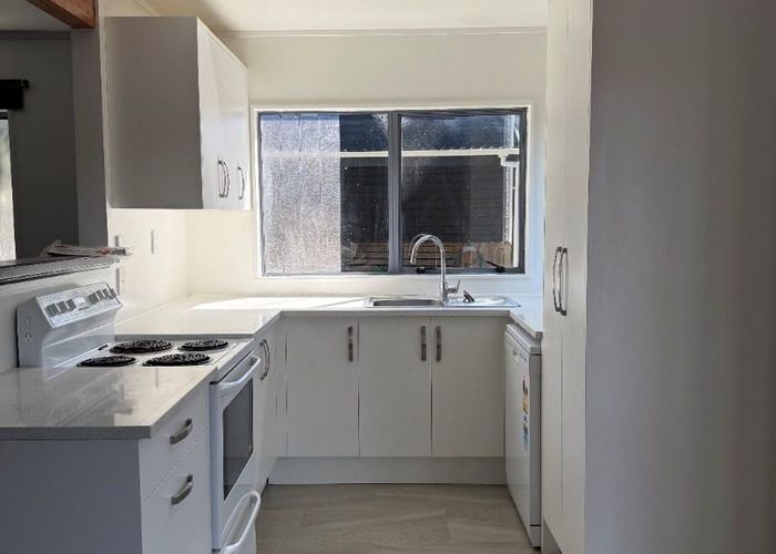  at 1/22 Valecrest Place, Bayview, North Shore City, Auckland