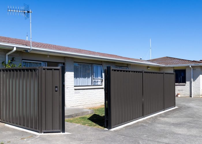  at 2/408 Mclean Street, Saint Leonards, Hastings